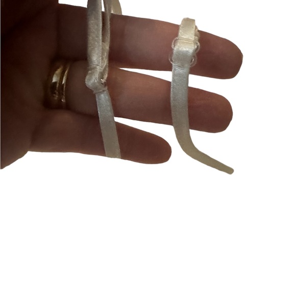 Oscar de la Renta Nightgown with feathers Adjustable strap Large white - Picture 9 of 12